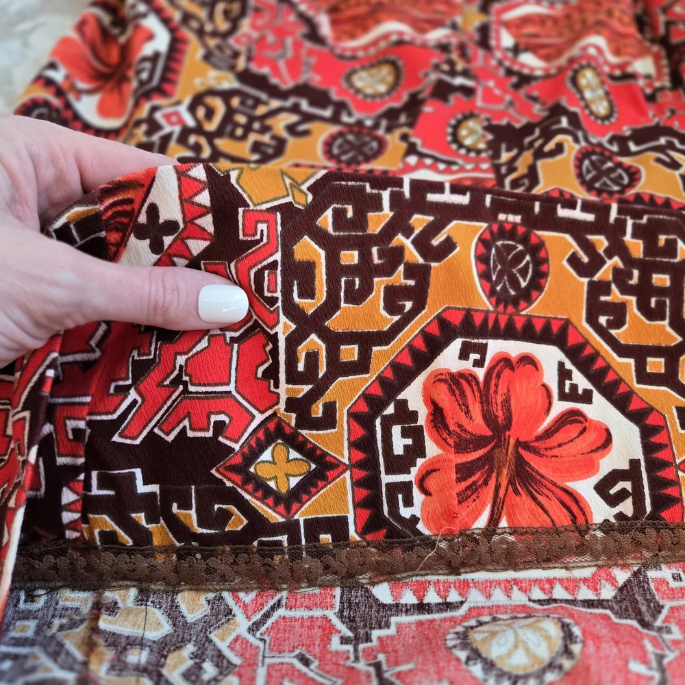 Vibrant Barkcloth Vintage Dress - Picture 13 of 13
